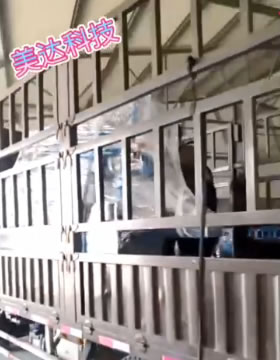 中空(kōng)玻璃打膠機(jī)發貨兩套